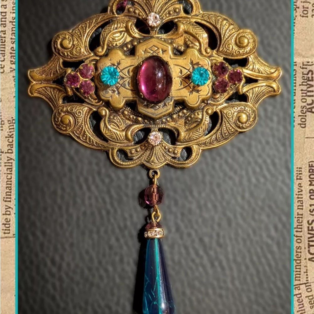 Vintage Gold and Purple Brooch